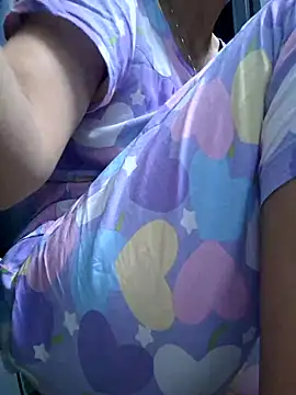 Baby-sexytits18 online show from October 2025 01:12:02 PM