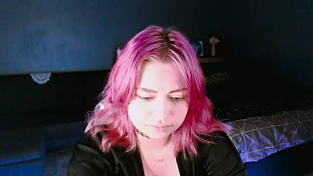 candy lina online show from January 2026 12:31:01 PM