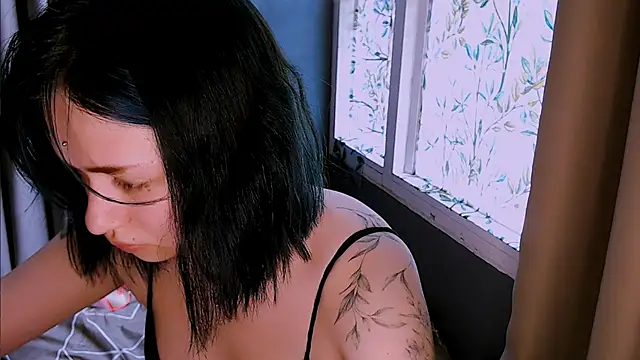 Snapshot of candy_lina chatting on September 2025 05:47:01 AM candy lina online show from September 2025 05:47:01 AM