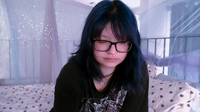 candy lina online show from June 2026 08:09:01 AM