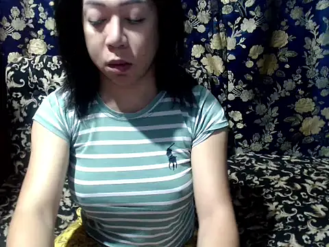 urprincessnicolexxx online show from February 2026 11:16:01 PM