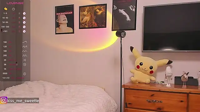 Snapshot of Ashley_Mintt chatting on December 2025 09:53:01 AM Ashley Mintt online show from December 2025 09:53:01 AM