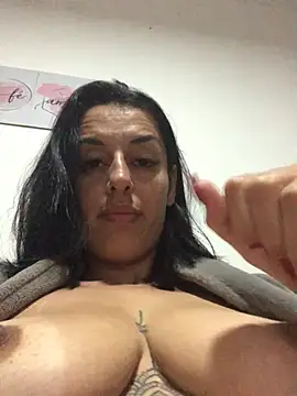 Snapshot of Catmila94 chatting on June 2026 03:50:01 AM Catmila94 online show from June 2026 03:50:01 AM