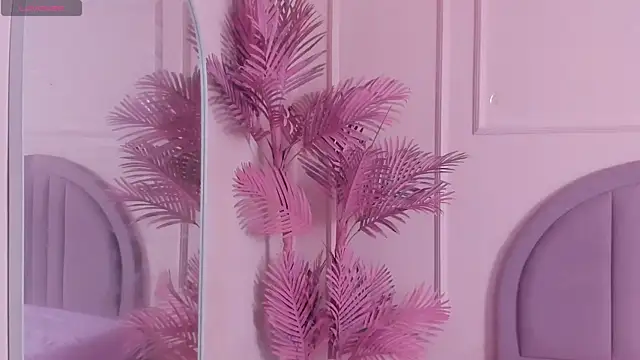 Isabellsmmith online show from September 2025 07:42:01 PM