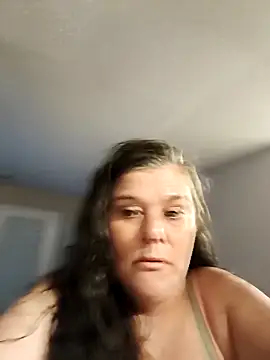 ALISSA BREANN online show from June 2026 10:15:02 AM