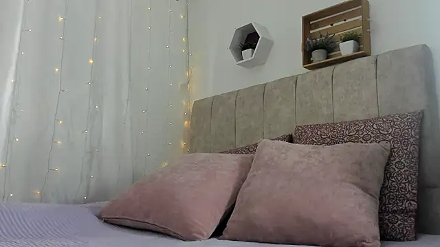 Snapshot of Zara_dulce chatting on March 2025 12:50:02 PM Zara dulce online show from March 2025 12:50:02 PM
