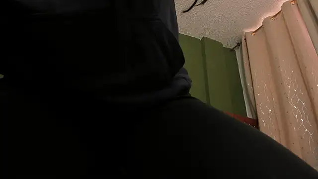 Snapshot of Zara_dulce chatting on November 2025 11:57:02 AM Zara dulce online show from November 2025 11:57:02 AM