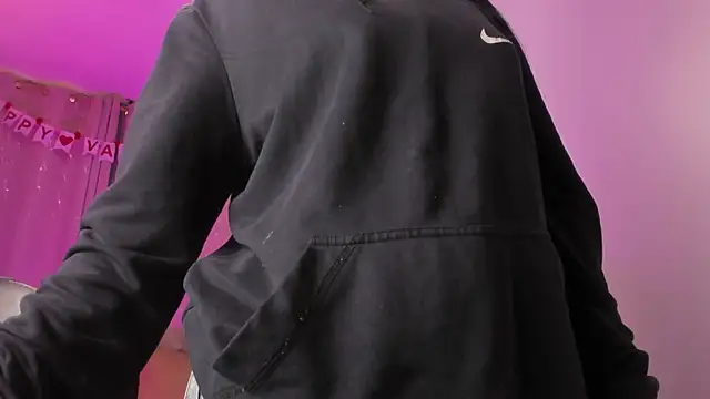 Snapshot of Zara_dulce chatting on February 2026 12:05:01 PM Zara dulce online show from February 2026 12:05:01 PM