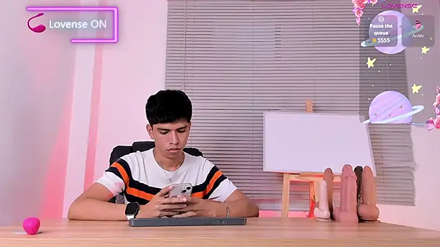 Santy carrington online show from April 2026 08:54:02 PM