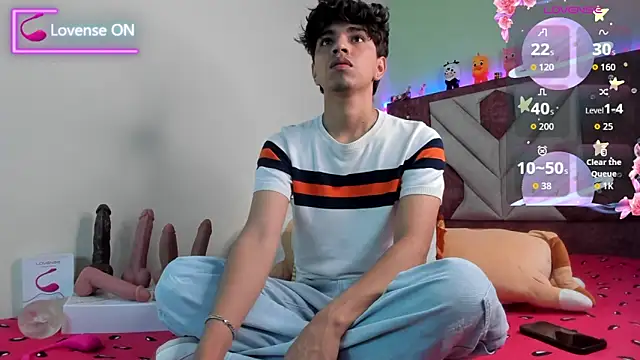 Snapshot of Santy_carrington chatting on September 2025 12:00:02 PM Santy carrington online show from September 2025 12:00:02 PM