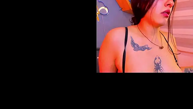 Snapshot of sairawit chatting on February 2025 03:03:02 AM sairawit online show from February 2025 03:03:02 AM