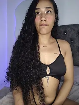 Snapshot of jaderossxx chatting on July 2026 08:27:01 PM jaderossxx online show from July 2026 08:27:01 PM