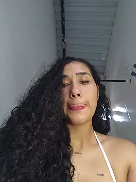 Snapshot of jaderossxx chatting on June 2026 03:42:02 PM jaderossxx online show from June 2026 03:42:02 PM