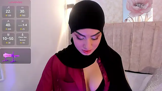 Snapshot of fatimarab chatting on October 2025 09:00:01 PM fatimarab online show from October 2025 09:00:01 PM