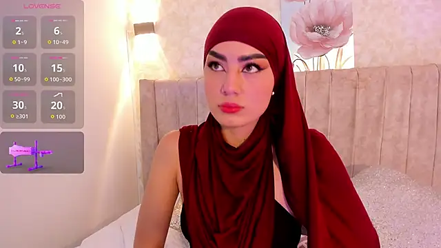 Snapshot of fatimarab chatting on October 2025 08:39:02 PM fatimarab online show from October 2025 08:39:02 PM