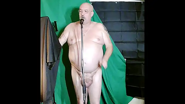 ShamelessMan online show from October 2025 06:42:02 PM