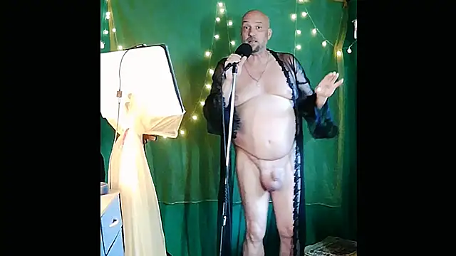 ShamelessMan online show from June 2026 06:36:02 PM