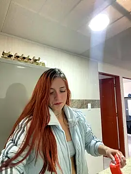 Snapshot of sweet_blueberry_ chatting on September 2025 02:06:02 PM sweet blueberry online show from September 2025 02:06:02 PM
