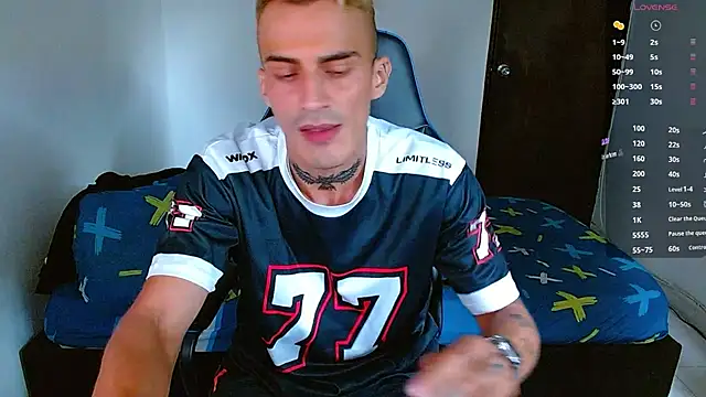 bray hotboy777 online show from December 2025 08:44:01 PM