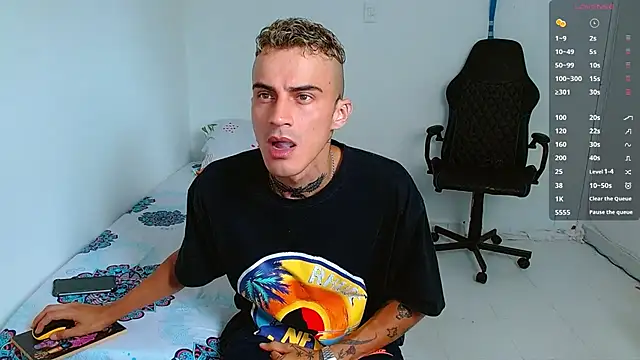 bray hotboy777 online show from September 2025 04:32:01 PM