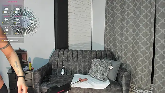 Snapshot of EroticAzir chatting on January 2025 02:55:01 AM EroticAzir online show from January 2025 02:55:01 AM