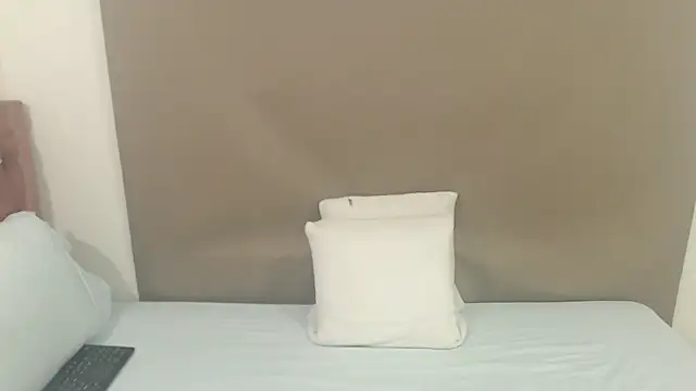 kimberlyjamexxx online show from March 2026 04:36:02 AM