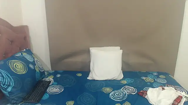 kimberlyjamexxx online show from February 2026 03:50:01 AM