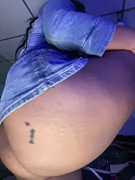 JennamartinyII online show from December 2025 01:32:01 PM