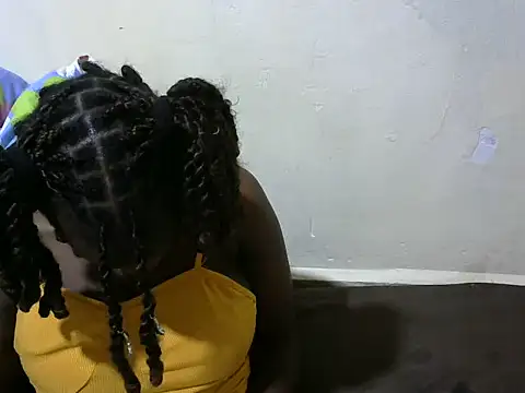 Snapshot of Thicky_kyla chatting on May 2026 06:38:02 PM Thicky kyla online show from May 2026 06:38:02 PM