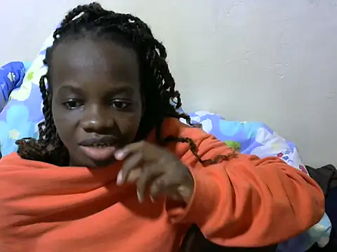 Snapshot of Thicky_kyla chatting on June 2026 07:48:02 PM Thicky kyla online show from June 2026 07:48:02 PM