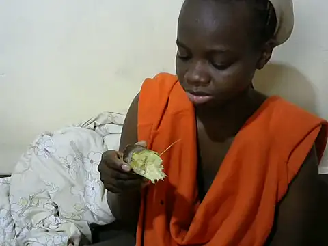 Snapshot of Thicky_kyla chatting on November 2025 12:31:01 PM Thicky kyla online show from November 2025 12:31:01 PM