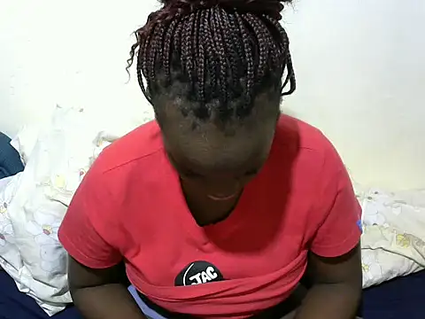 Snapshot of Thicky_kyla chatting on September 2025 08:07:01 PM Thicky kyla online show from September 2025 08:07:01 PM