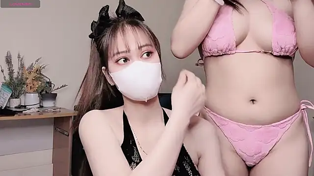 Snapshot of LyLy_Office chatting on March 2025 09:30:01 AM LyLy Office online show from March 2025 09:30:01 AM