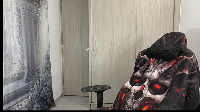 gabriel  manson online show from November 2025 12:28:02 AM