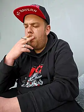 PupW0lfy online show from December 2024 11:24:01 AM