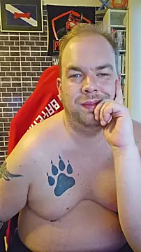 Snapshot of PupW0lfy chatting on November 2025 03:04:02 PM PupW0lfy online show from November 2025 03:04:02 PM