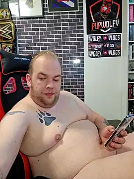 PupW0lfy online show from December 2024 02:55:01 PM