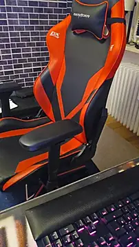 PupW0lfy online show from February 2026 06:52:02 PM