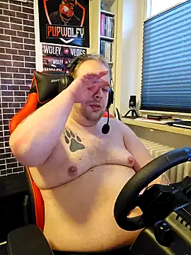 PupW0lfy online show from February 2025 07:30:02 AM