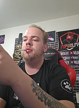 PupW0lfy online show from October 2025 03:13:01 PM