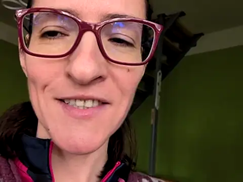 Milky hairy mommy online show from February 2026 08:10:02 AM