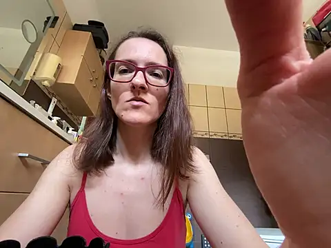 Milky hairy mommy online show from March 2026 09:16:01 AM