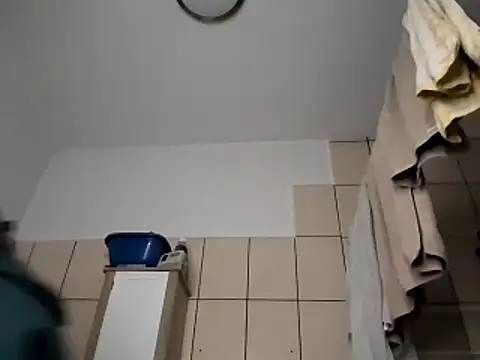 Snapshot of Milky_hairy_mommy chatting on November 2025 09:15:02 PM Milky hairy mommy online show from November 2025 09:15:02 PM