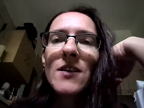 Snapshot of Milky_hairy_mommy chatting on September 2025 07:07:01 AM Milky hairy mommy online show from September 2025 07:07:01 AM