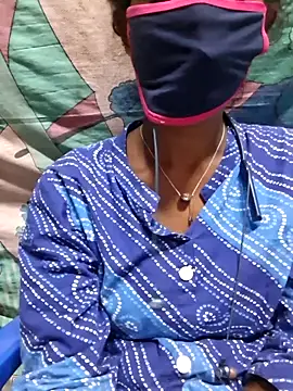 Snapshot of Tamil--Rani chatting on October 2025 11:42:02 AM Tamil--Rani online show from October 2025 11:42:02 AM