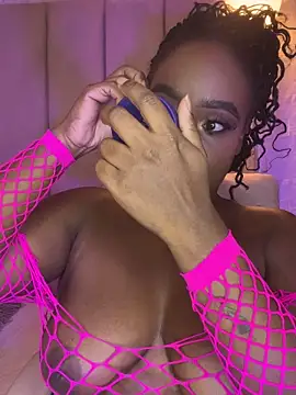 Britanymooree online show from March 2026 09:48:01 PM