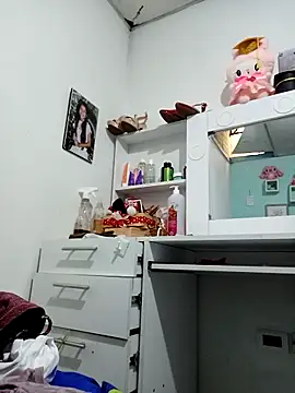 Magica lorena online show from January 2026 12:53:02 PM