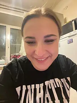 OlgaBuzzz online show from February 2025 01:33:01 PM