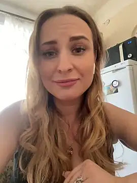 OlgaBuzzz online show from February 2025 04:26:02 AM