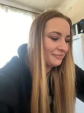 OlgaBuzzz online show from February 2025 06:56:01 AM